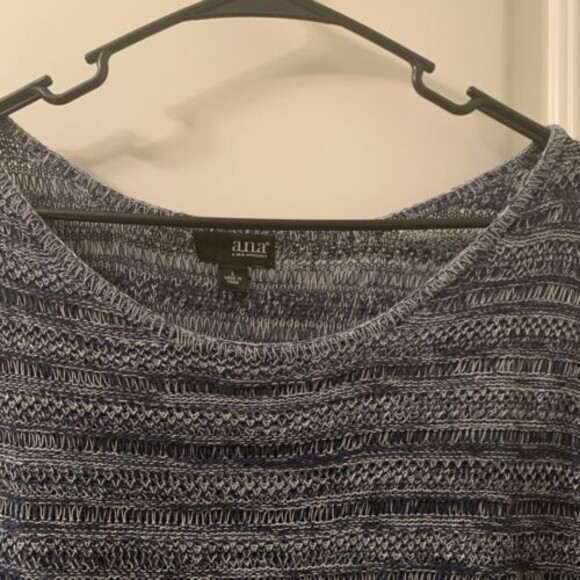 a.n.a Women's Size Large Knit Short Sleeve Sweater Cardigan Pullover Round Neck - Picture 3 of 6